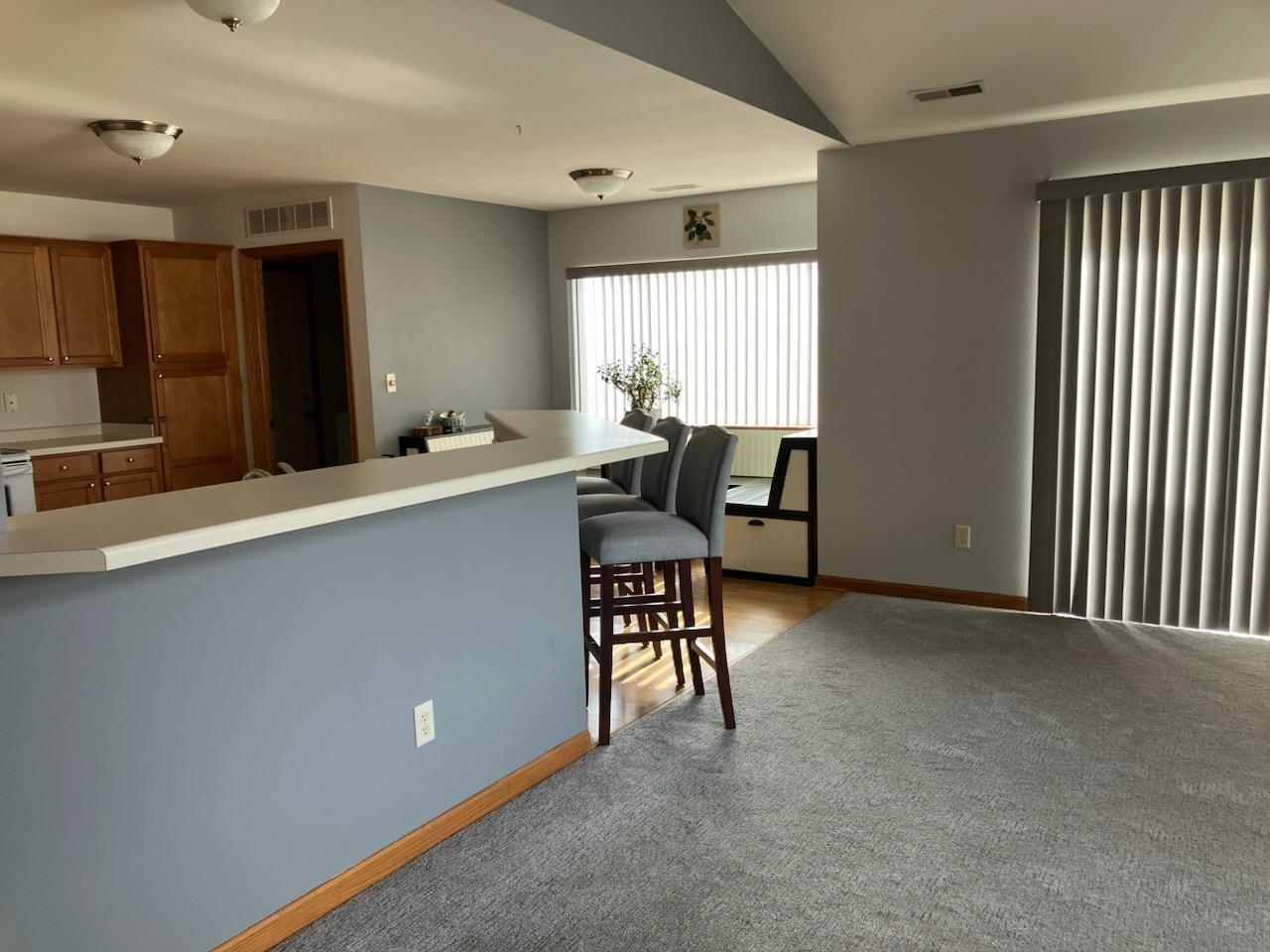 Port Washington, Wisconsin 53074, United States, 2 Bedrooms Bedrooms, ,2 BathroomsBathrooms,Residential,Pending,7162