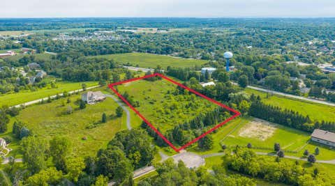 Photo of Lt9 N Sherman Ct, Cedarburg, WI 53012 (MLS # 1932587)