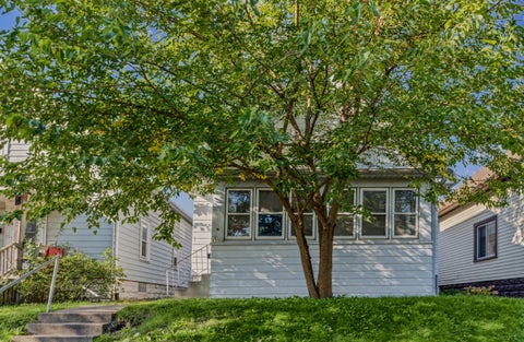 Photo of 1735 S 65th St, West Allis, WI 53214 (MLS # 1986202)