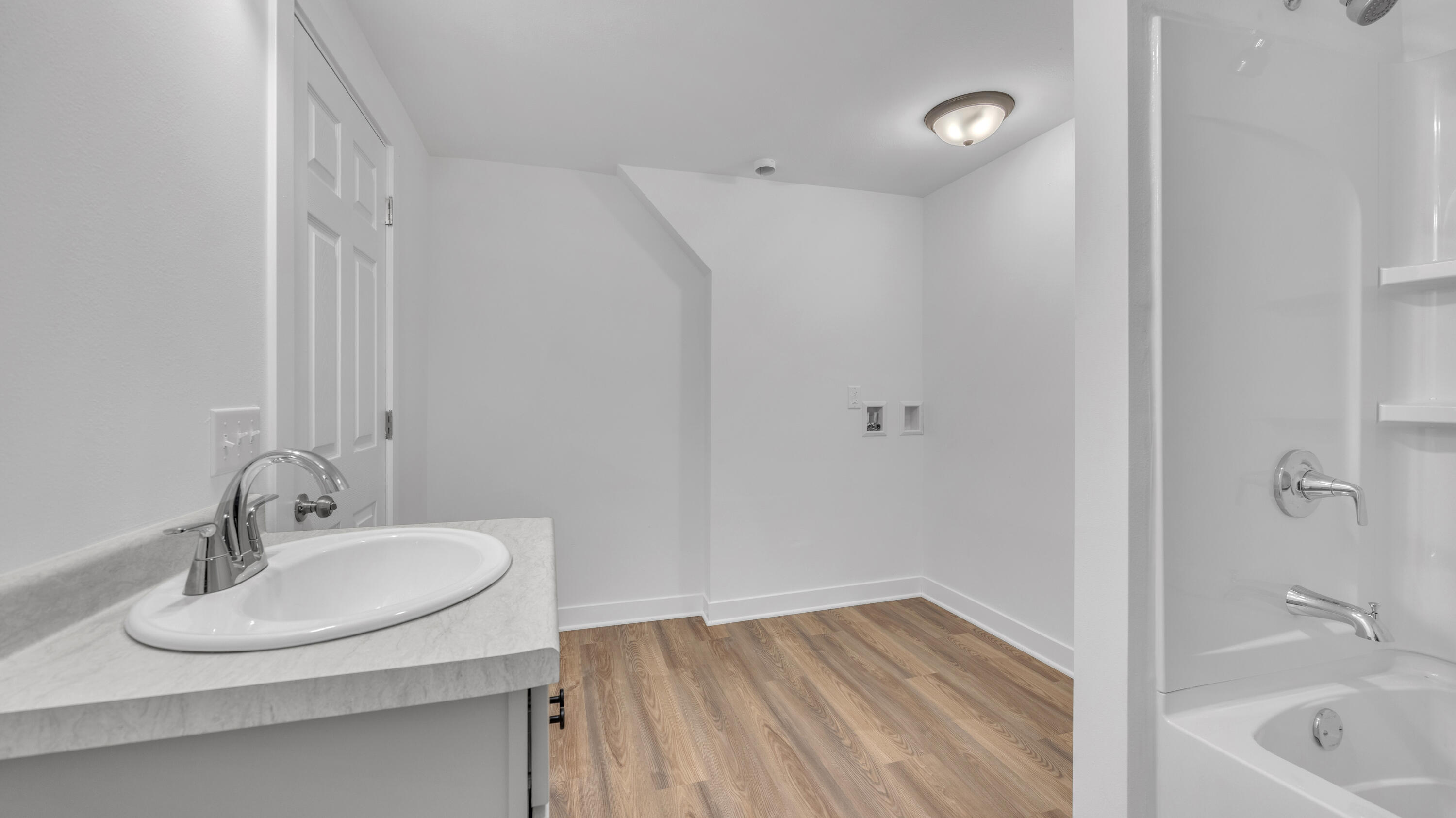 Sheboygan, Wisconsin 53083, United States, 4 Bedrooms Bedrooms, ,2 BathroomsBathrooms,Residential,Active,236794