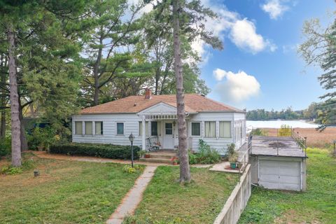 Photo of N1189 Tombeau Rd, Bloomfield, WI 53128 (MLS # 1940035)