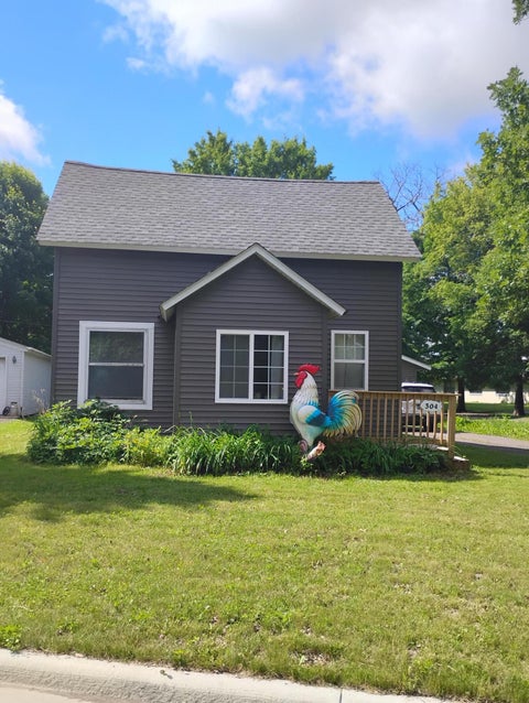 Photo of 304 E Park Ave, Luck, WI 54853 (MLS # 1970421)