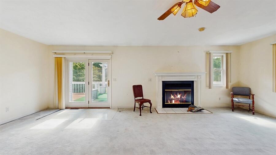 Sharon, Wisconsin 53585, United States, 3 Bedrooms Bedrooms, ,3 BathroomsBathrooms,Residential,Pending,168168