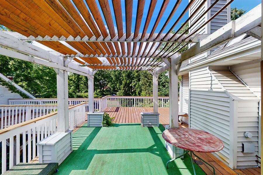 Sharon, Wisconsin 53585, United States, 3 Bedrooms Bedrooms, ,3 BathroomsBathrooms,Residential,Pending,168168