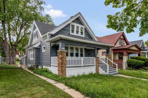 Photo of 4525 N 28th St, Milwaukee, WI 53209 (MLS # 1977281)
