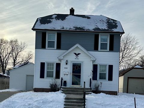 Photo of 2114 N 19th St, Sheboygan, WI 53081 (MLS # 1948257)