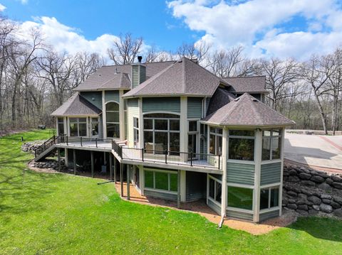Photo of 12301 W Ryan Rd, Franklin, WI 53132 (MLS # 1963460)