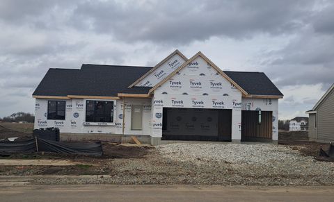 Photo of 1260 Wild Rye Ln, Oconomowoc, WI 53066 (MLS # 1960636)