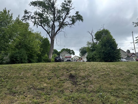 Photo of 2120 N 40th St, Milwaukee, WI 53208 (MLS # 1975496)