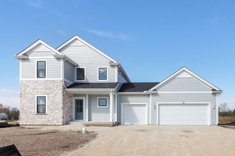Photo of 9901 N Migratory Ln, Mequon, WI 53097 (MLS # 1960470)