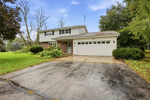 Photo of W6203 Hancol Rd, Plymouth, WI 53073 (MLS # 1981492)