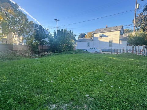 Photo of 1227 S 12th St, Milwaukee, WI 53204 (MLS # 1985199)