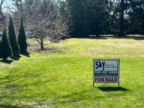 Photo of 24 & 25 Hiawatha Dr, Dover, WI 53139 (MLS # 1956831)