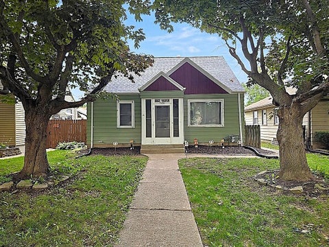 Photo of 3136 N 77th St, Milwaukee, WI 53222 (MLS # 1979880)