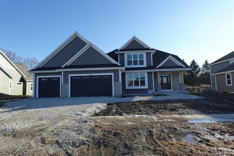 Photo of N48W21601 Martha Ln, Menomonee Falls, WI 53051 (MLS # 1929556)