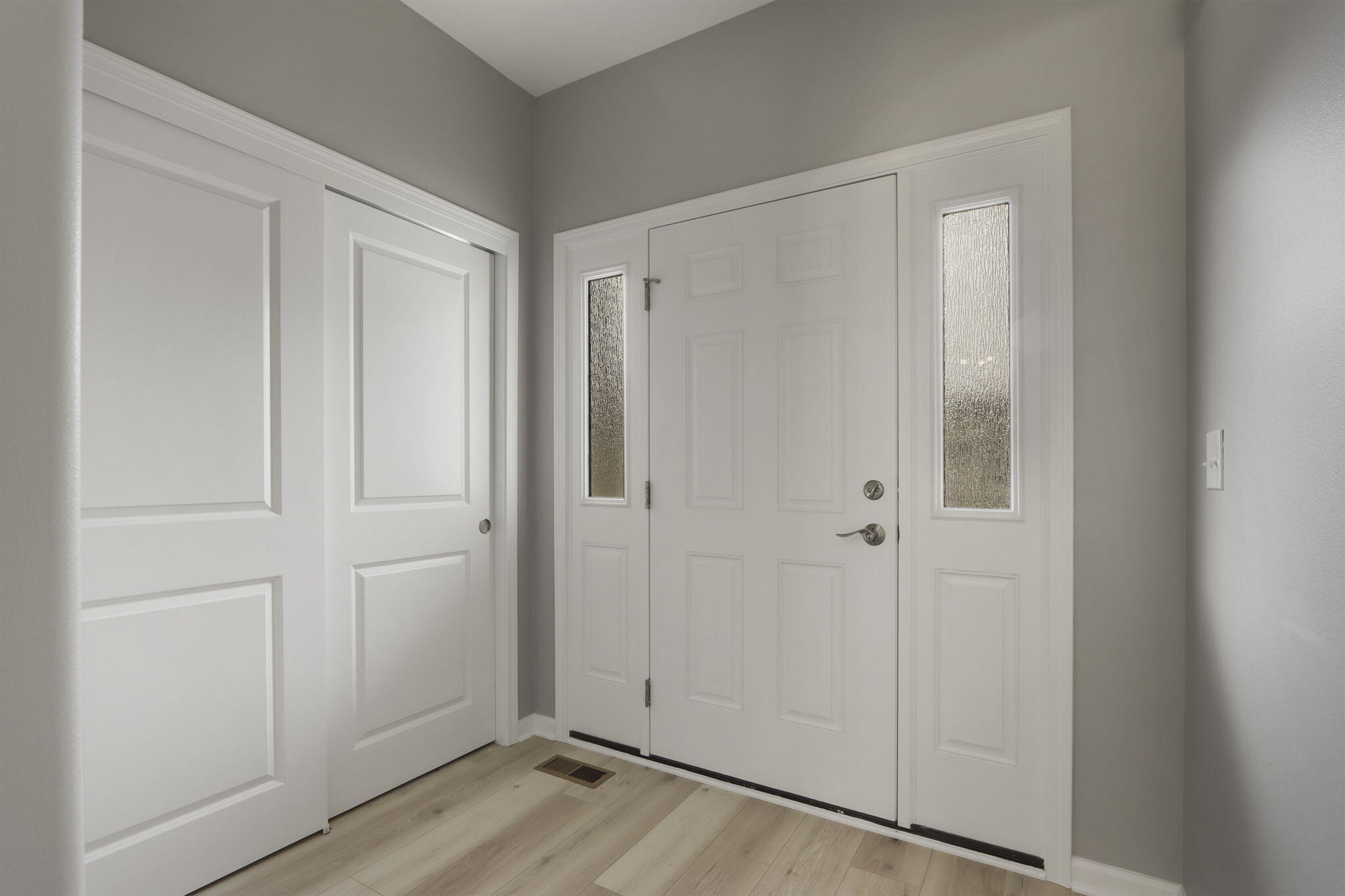 Twin Lakes, Wisconsin 53181, United States, 3 Bedrooms Bedrooms, ,3 BathroomsBathrooms,Residential,Active,233349