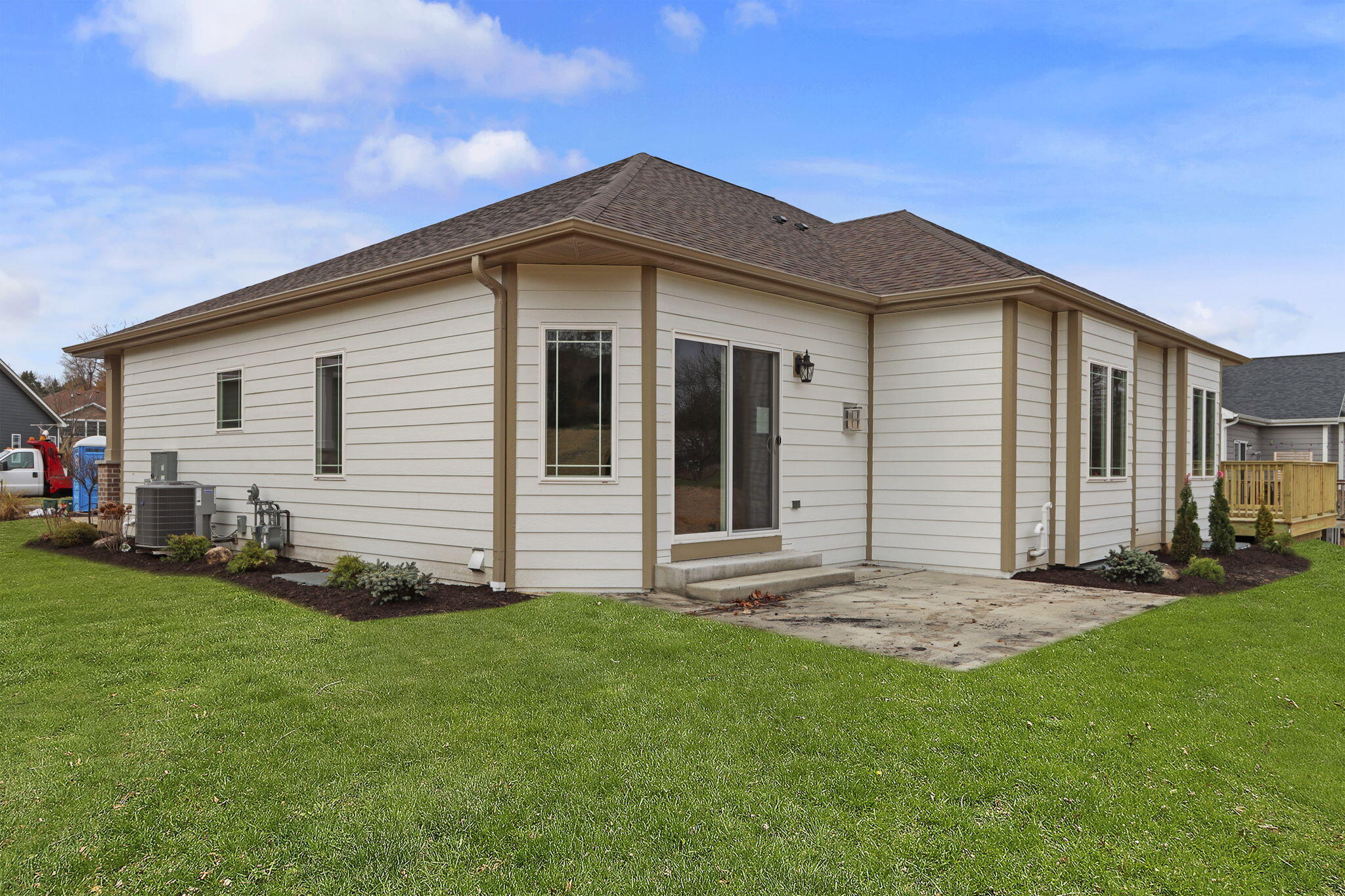 Twin Lakes, Wisconsin 53181, United States, 3 Bedrooms Bedrooms, ,3 BathroomsBathrooms,Residential,Active,233349