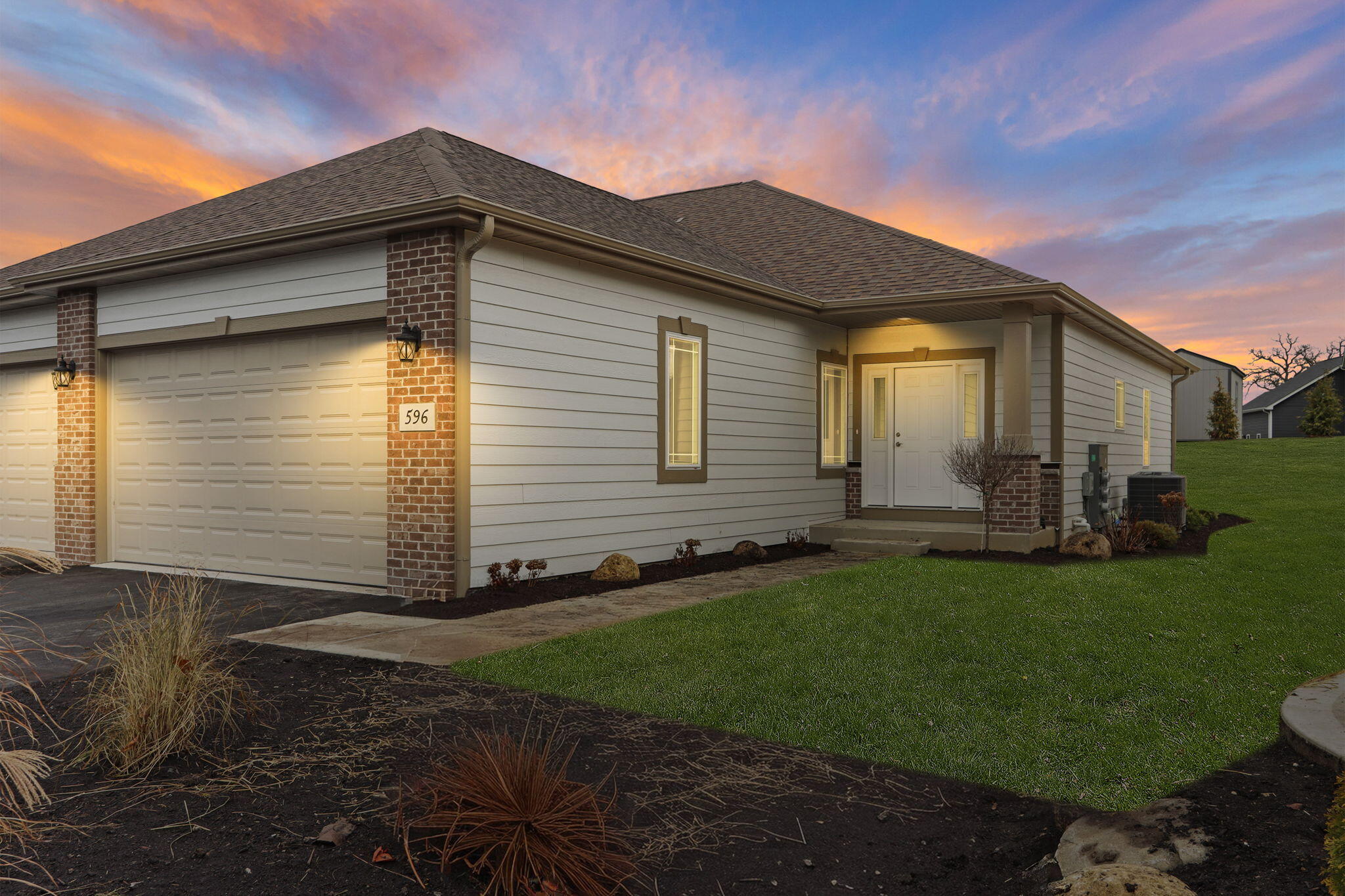 Twin Lakes, Wisconsin 53181, United States, 3 Bedrooms Bedrooms, ,3 BathroomsBathrooms,Residential,Active,233349