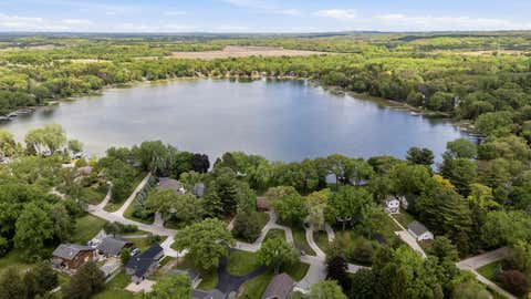 Photo of W378S5074 W Pretty Lake Rd, Ottawa, WI 53118 (MLS # 1968617)
