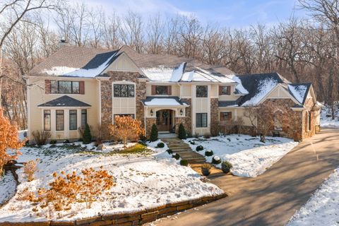 Photo of W289S4684 Rockwood Trail Trl, Genesee, WI 53189 (MLS # 1945673)