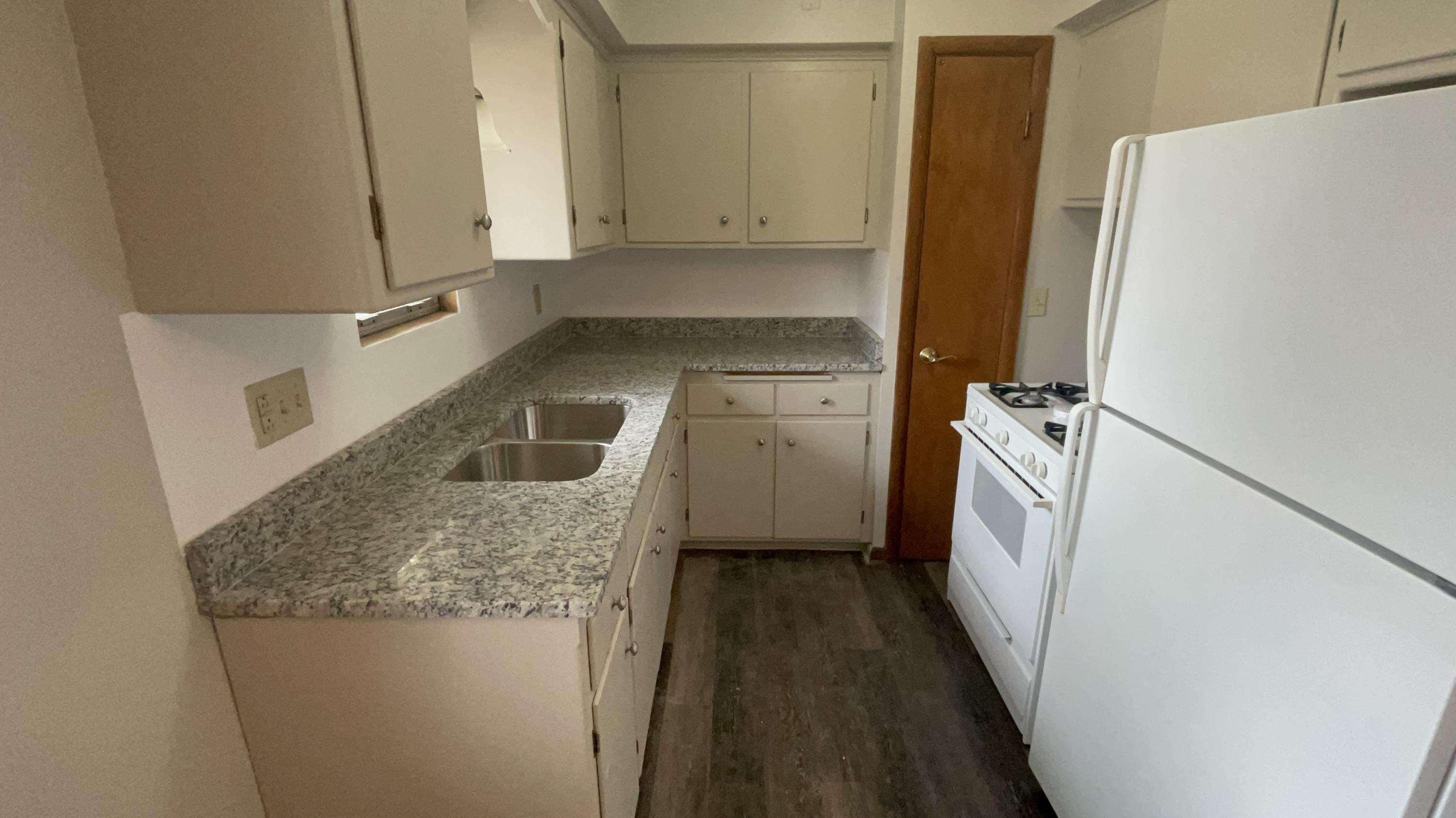 Milwaukee, Wisconsin 53220, United States, 3 Bedrooms Bedrooms, ,1 BathroomBathrooms,Residential,Active,102384