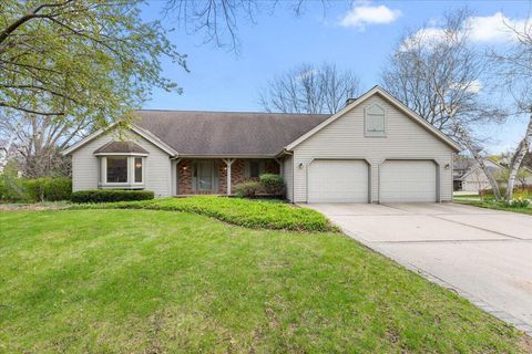 Photo of N95W7155 Coventry Ct, Cedarburg, WI 53012 (MLS # 1960065)