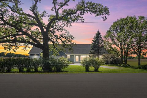 Photo of N5963 Foster Rd, Sugar Creek, WI 53121 (MLS # 1963714)