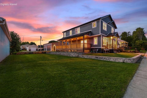 Photo of 1107 Marshall Ave, South Milwaukee, WI 53172 (MLS # 1981070)