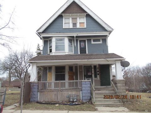 Photo of 1105 W Keefe Ave, Milwaukee, WI 53206 (MLS # 1952564)