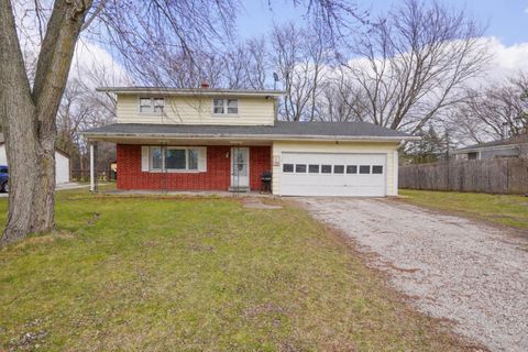 Photo of 3749 Debby Ln, Caledonia, WI 53126 (MLS # 1956617)