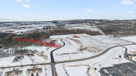 Photo of 174 Hidden Valley Cir, Fond Du Lac, WI 54937 (MLS # 1949212)