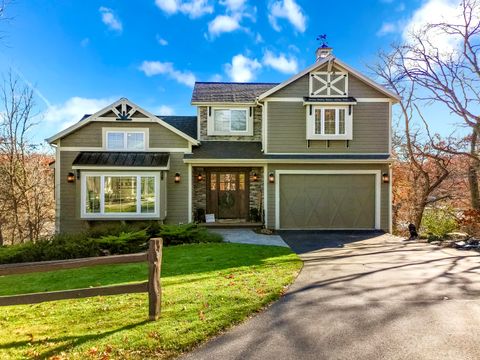 Photo of W5681 Ridge Rd, La Grange, WI 53121 (MLS # 1946636)