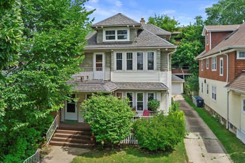 Photo of 3374 N Cramer St, Milwaukee, WI 53211 (MLS # 1930982) Photo of 3374 N Cramer St, Milwaukee, WI 53211 (MLS # 1930982)