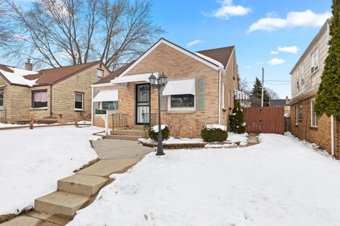 Photo of 3668 S 16th St, Milwaukee, WI 53221 (MLS # 1954448)
