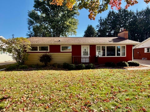 Photo of 2317 31st St S, La Crosse, WI 54601 (MLS # 1984364)