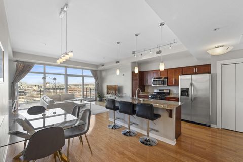 106 W Seeboth St, Milwaukee, WI 53204 - #: 1937487