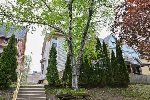 Photo of 2825 W Juneau Ave, Milwaukee, WI 53208 (MLS # 1961902)