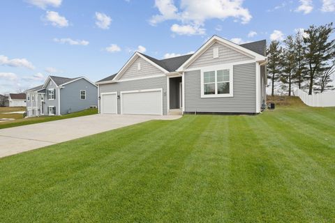Photo of 210 Linden Ln, Delavan, WI 53115 (MLS # 1963233)