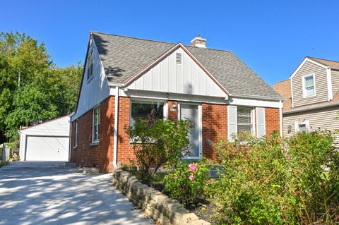 Photo of 1531 S 90th St, West Allis, WI 53214 (MLS # 1937216)
