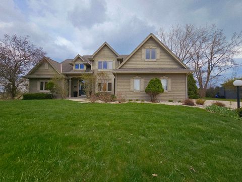 Photo of 4319 Wood Duck Way, Racine, WI 53403 (MLS # 1959052)