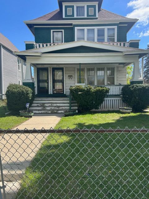 Photo of 2718 N 37th St, Milwaukee, WI 53210 (MLS # 1959943)