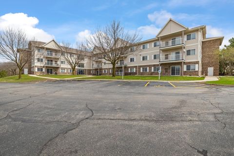 Photo of 140 W Commerce Blvd, Slinger, WI 53086 (MLS # 1957993)