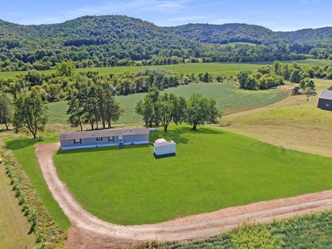 Photo of E2817 S Creek Rd, Genoa, WI 54624 (MLS # 1958993)