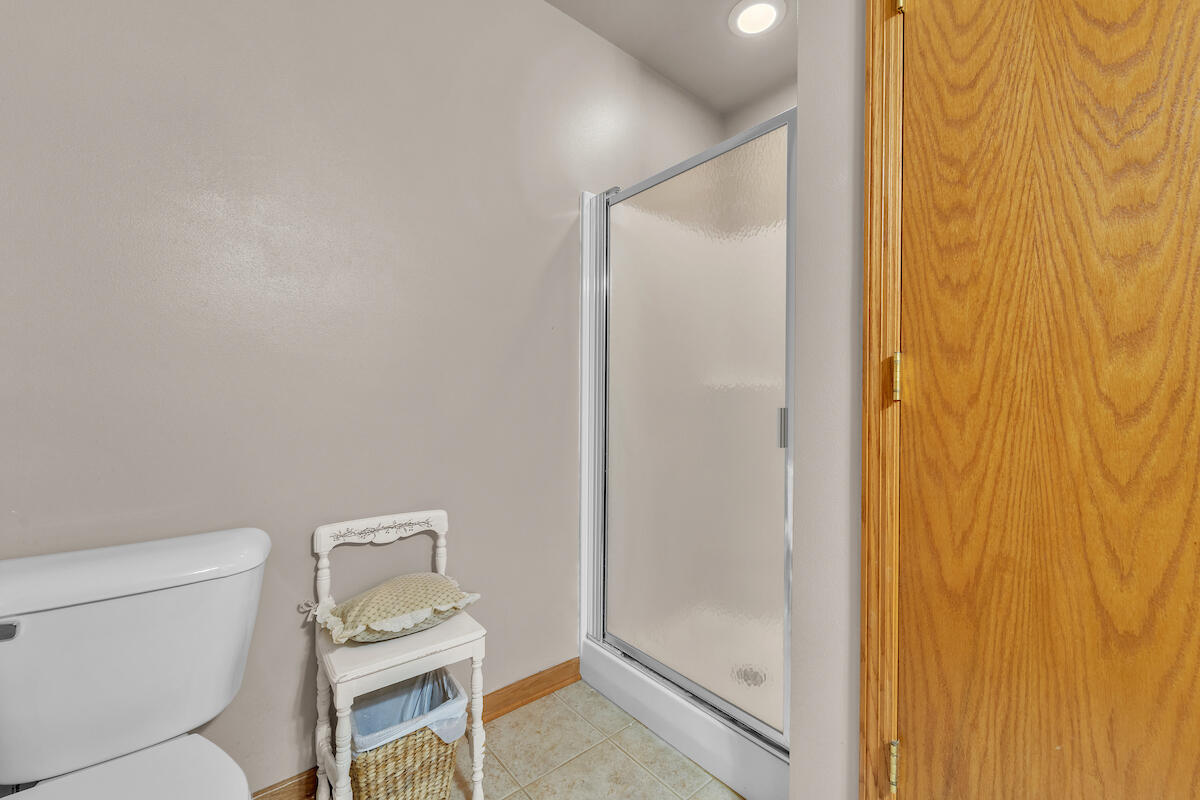 Jackson, Wisconsin 53037, United States, 2 Bedrooms Bedrooms, ,2 BathroomsBathrooms,Residential,Active,98009