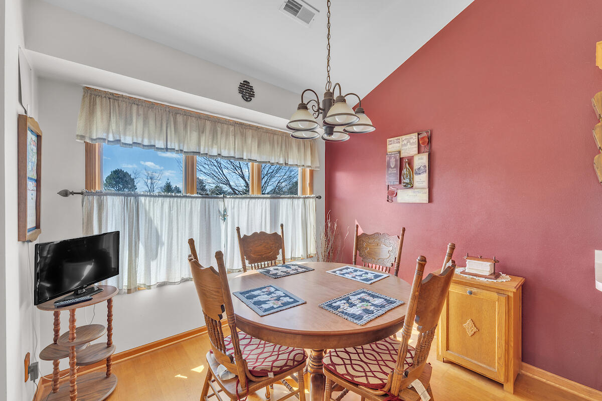 Jackson, Wisconsin 53037, United States, 2 Bedrooms Bedrooms, ,2 BathroomsBathrooms,Residential,Active,98009