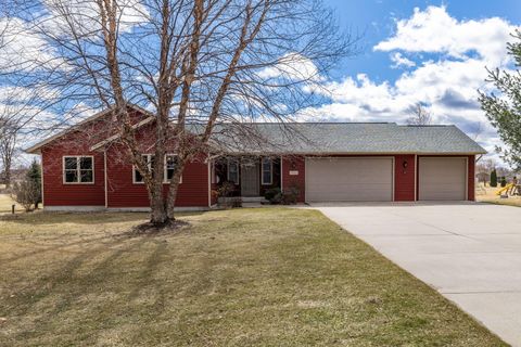Photo of W7945 Vermeer St, Holland, WI 54636 (MLS # 1954104)