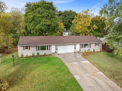 Photo of 557 Leavens Ave, Sheboygan Falls, WI 53085 (MLS # 1940434) Photo of 557 Leavens Ave, Sheboygan Falls, WI 53085 (MLS # 1940434)