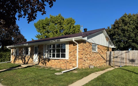 Photo of 3915 Lasalle St, Racine, WI 53402 (MLS # 1986847)