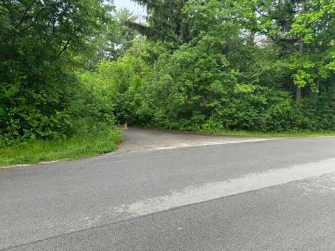 Photo of 1745 W Dean Rd, River Hills, WI 53217 (MLS # 1966522)