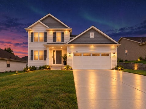 Photo of 436 Yosemite Ave, Hartford, WI 53027 (MLS # 1982172)